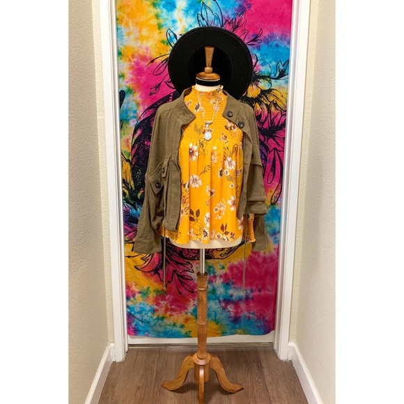 🌈 Stylish flower art top - Picture 9 of 11